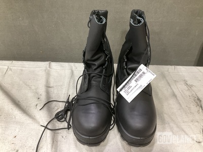 (21) Pairs of Safety Men's Boots