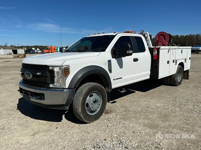 2019 Ford F-550 XL 4x2 Extended Cab Service Truck