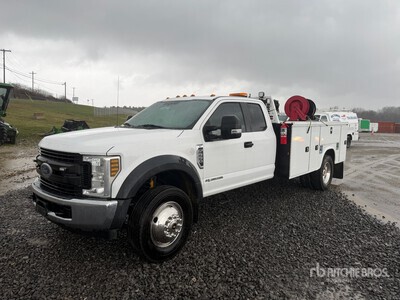2019 Ford F-550 XL 4x2 Extended Cab Service Truck