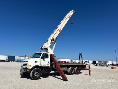 Terex BT4792 47000 lb Straight Boom on 1999 Sterling LT7501 6x4 شاحنة رافعة