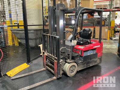 2022 Raymond 4460 - C40TT 3200 lb Electric Forklift