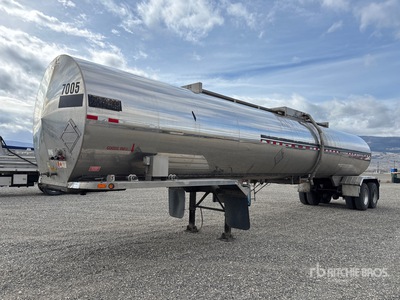 1998 Tremcar 7000 gal T/A Commercial Tankwagen Aanhangwagen