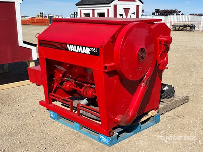 Valmar 2055 4 ft Applicateur d'engrais