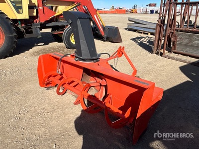 Kubota L2674 70 ft Souffleuse à neige