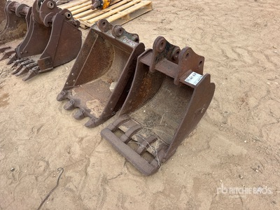 Quantity of (2) Digging Backhoe Rear Bucket