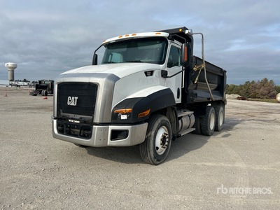 2017 Cat CT660S 6x4 Camion à benne tandem