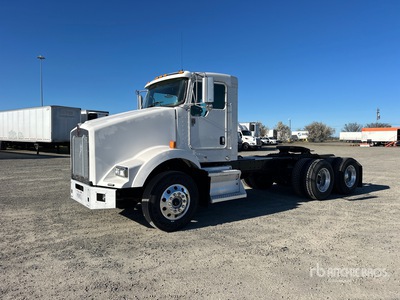 2012 Kenworth T800 6x4 T/A Day Cab Truck Tractor