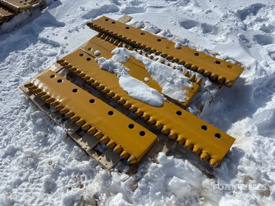 Quantity of (4) Scarifying Cutting Edge - Fits John Deere 872GP