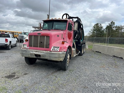 Presvac on 2000 Peterbilt 330 6x4 Vacuum Tanker Truck