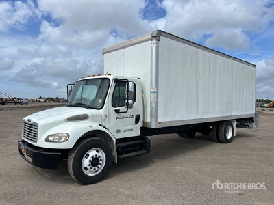 2018 Freightliner M2 106 4x2 Camion fourgon