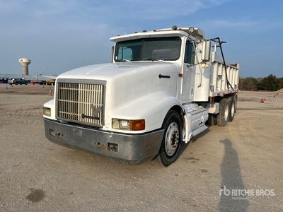 1994 International 9400 6x4 Camion à benne tandem