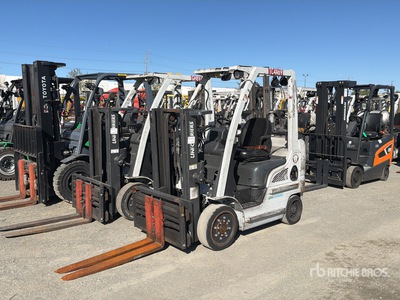 Nissan MCP1F2A20LV 4000 lb Wózek widłowy