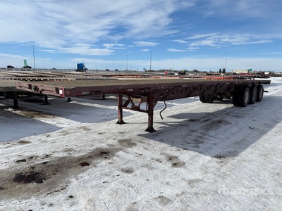 2013 Manac 53 ft Tri/A Remorque à plateau