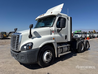 2018 Freightliner Cascadia 125 6x4 T/A Day Cab Truck Tractor