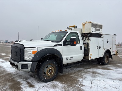 2015 Ford F-550 4x4 Camion utilitaire