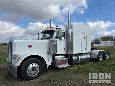 2014 Peterbilt 389 6x4 T/A Sleeper Truck Tractor