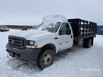 2004 Ford F-450 XL 4x4 Flatbed Truck (Inoperable)
