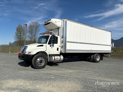 2019 International 4300 4x2 Refrigerated Truck