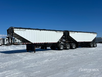 2013 Doepker 28 ft T/A Super B-Train Lead Grain Trailer