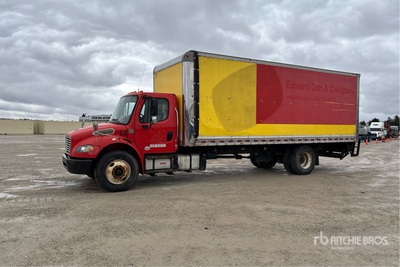 2014 Freightliner M2 106 4x2 Moving Kastenwägen