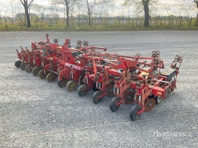 Becker C 2000 Seed Drill