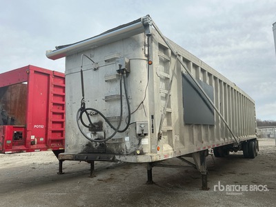 2002 J & J 48 ft T/A Moving Floor Trailer