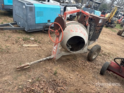 Portable Concrete Mixer (Inoperable)