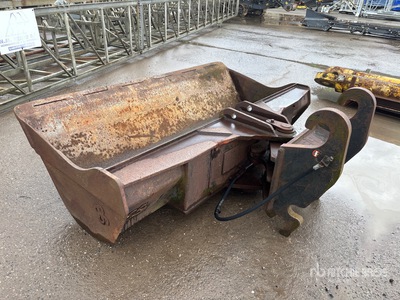 2000 Eurosteel 2700 mm Q/C Hydraulic Tilting Excavator Bucket