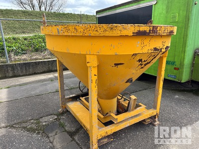 Aggregate Hopper