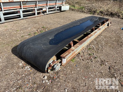 790 mm x 4400 mm Conveyor