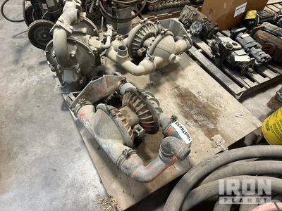 Quantity of (3) Pallets of Air operated water pumps Pompe à eau