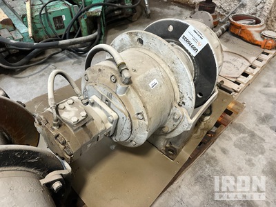 Gearmatic Hydraulic winch Lier