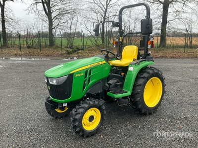 John Deere 3025E 4WD جرار متعدد الاستخدامات (Unused)