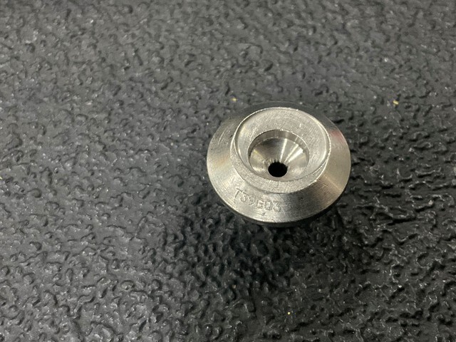 (52) 4037T36G03 Cooling Bushings