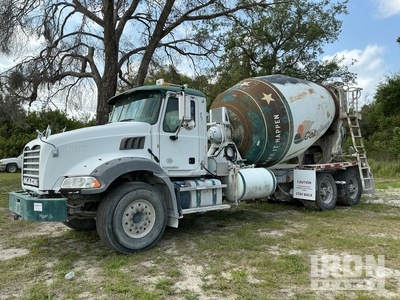 2014 Mack GU813 6x4 Mixer Truck