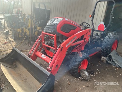 Kioti DK4710SE 4WD ユーティリティトラクター (Inoperable)