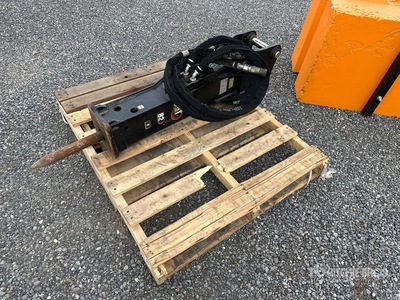 2022 Cat B2 48 in Hydraulic Breaker