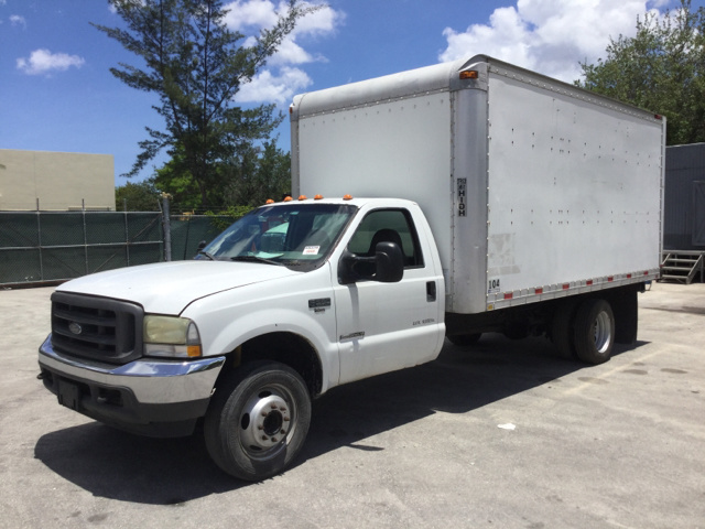 2002 Ford F-550 Super Duty Cargo Truck
