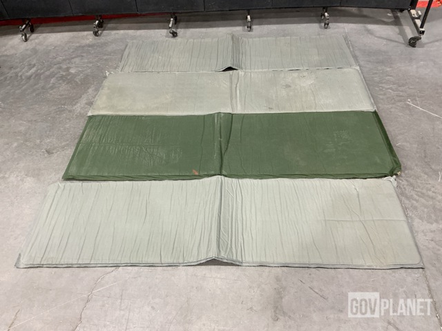 (70) Self-Inflating Sleeping Mats