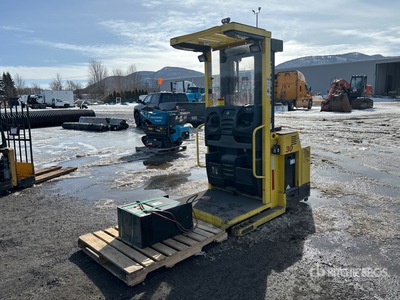 2009 Hyster R30XMS 2500 lb Kommissionier-Stapler