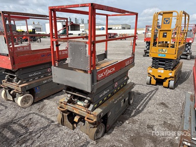 2017 Skyjack SJIII-3219 Electric منصة رفع متحركة