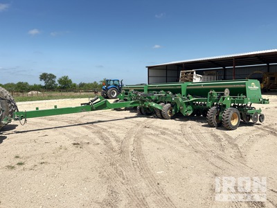 2015 Great Plains 3S-3000HD-4875 30 ft Semi-Mount Seed Drill