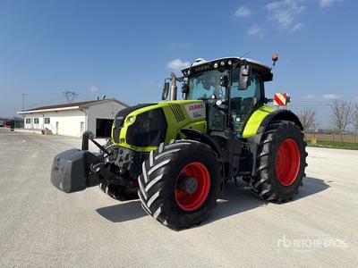 2018 Claas Axion 870 4WD Tractor