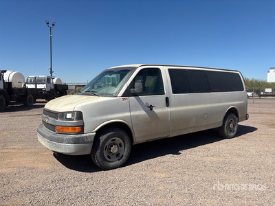 2013 Chevrolet Express 3500 7 Passenger Van