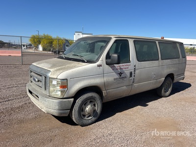 2011 Ford E-350 10 Passenger Van