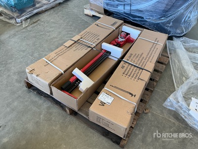 Quantity of (3) Arcan 4 ft Farm Jack