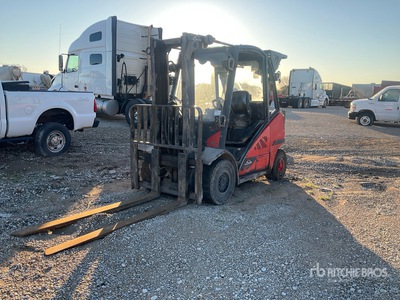 2015 Linde H35D Pneumatic Tire Forklift (Inoperable)