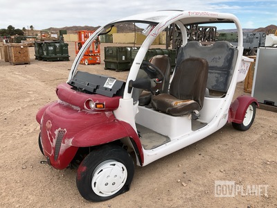 GEM E825 Utility Vehicle