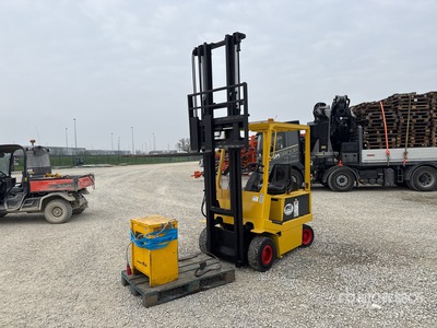 1989 OM E20N Electric Forklift