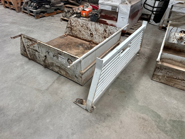 Quantity of (7) Headache Racks, Brush Guards & Bed Inserts